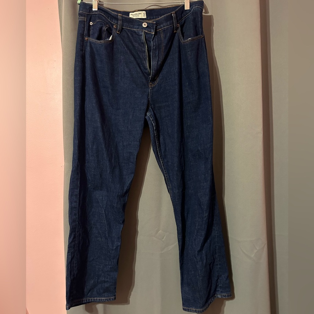 Abercrombie The Ankle Straight Ultra High Rise-Dark Wash